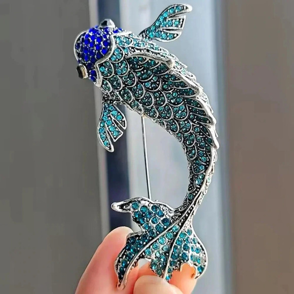 Sirena Blue Crystal Carp Fish Brooch - Picture 1 of 7